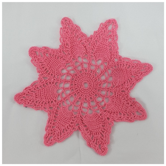 Crochet Star Design Doily. - Picture 6 of 8